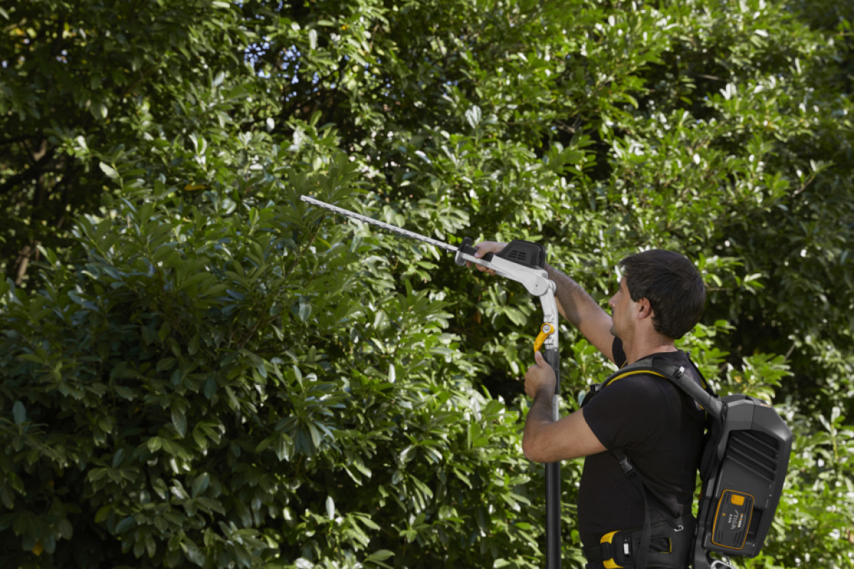 STIGA akkumulátoros magassági sövényvágó SPH 900 AE (akkumulátor és töltő nélkül) - Image 10