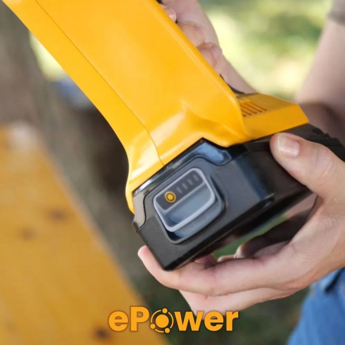 STIGA akkumulátoros ágvágó fűrész PR 100e Kit ( akkumulátor és töltő tartozék ) - Image 5