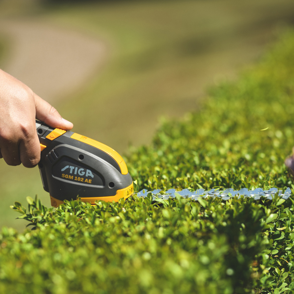 STIGA akkumulátoros kézi sövény és szegélyvágó SGM 72 AE - Image 4